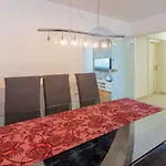 Herrliches Nur 600 Meter Zum Mit Meerblick, Pool, Grill, Waschmaschine Apartament *