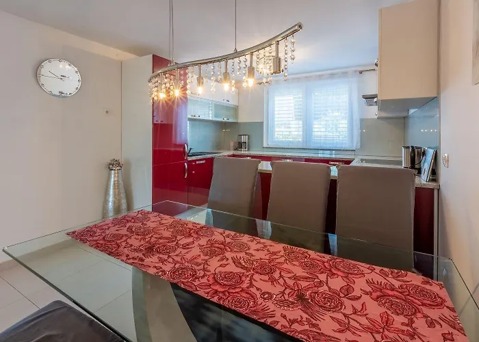 Apartmán Herrliches Nur 600 Meter Zum Mit Meerblick, Pool, Grill, Waschmaschine